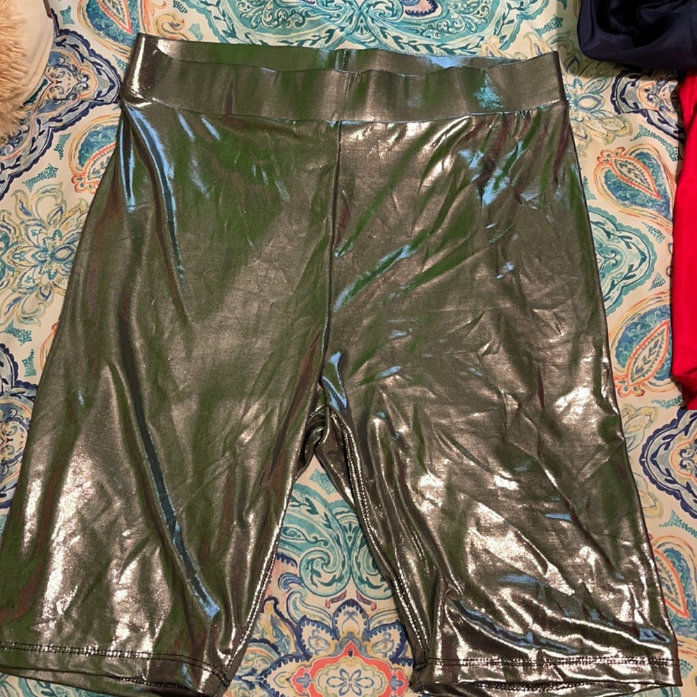 Medium size biker shorts